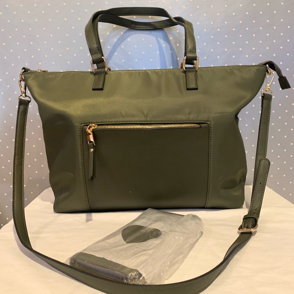 New CHILLX by Le Miel Nylon Weekender Bag